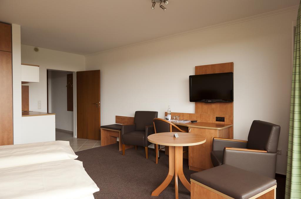Hotel Haus Deutsch Krone Bad Essen Ruang foto