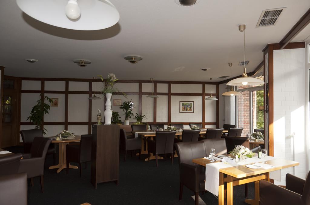 Hotel Haus Deutsch Krone Bad Essen Bagian luar foto